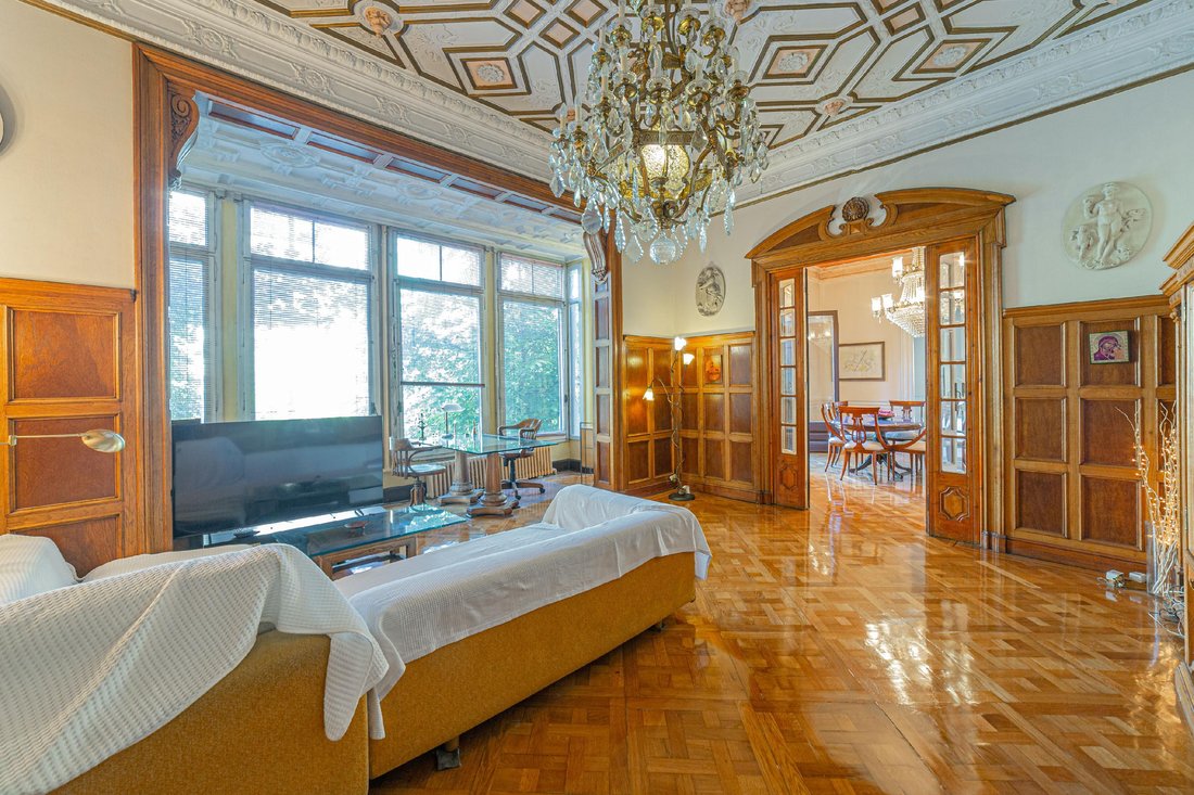 Apartment in Eixample, Barcelona, Spain 3 - 18301999