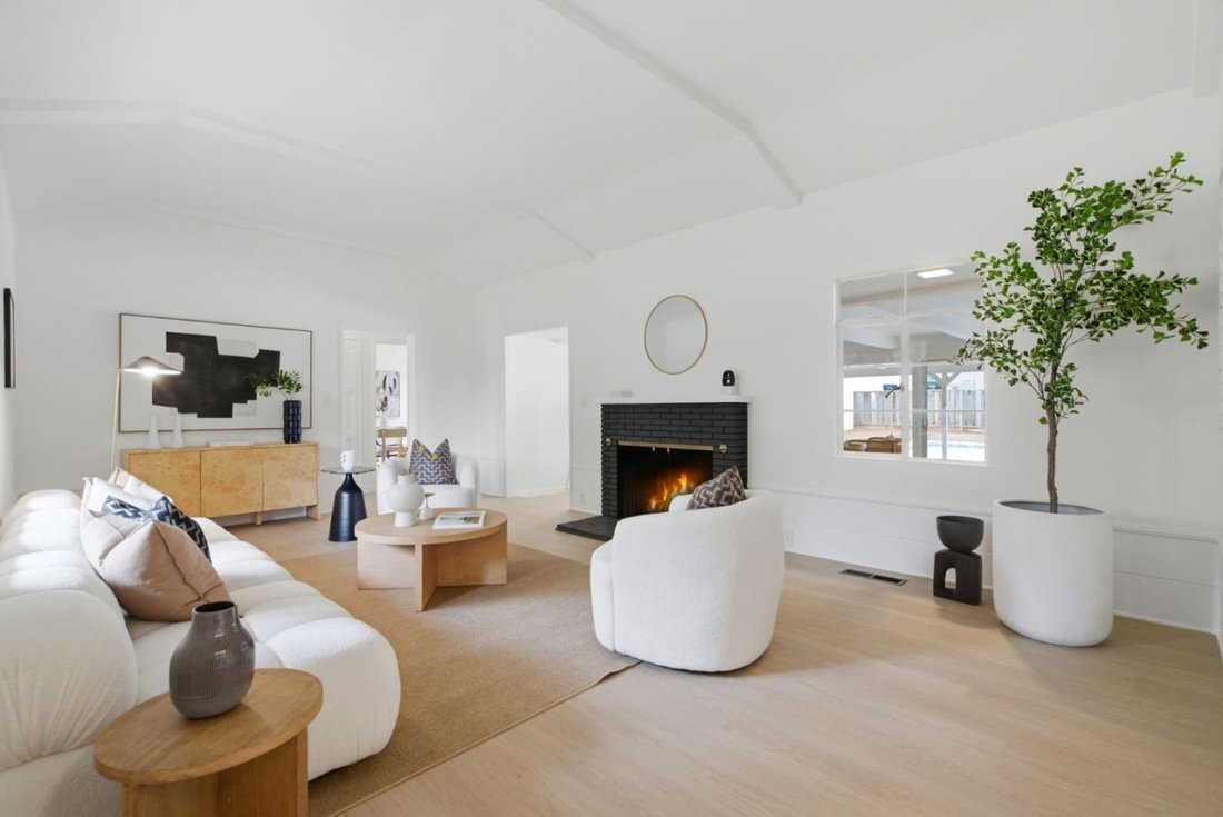House in Los Altos Hills, California, United States 3 - 18682238