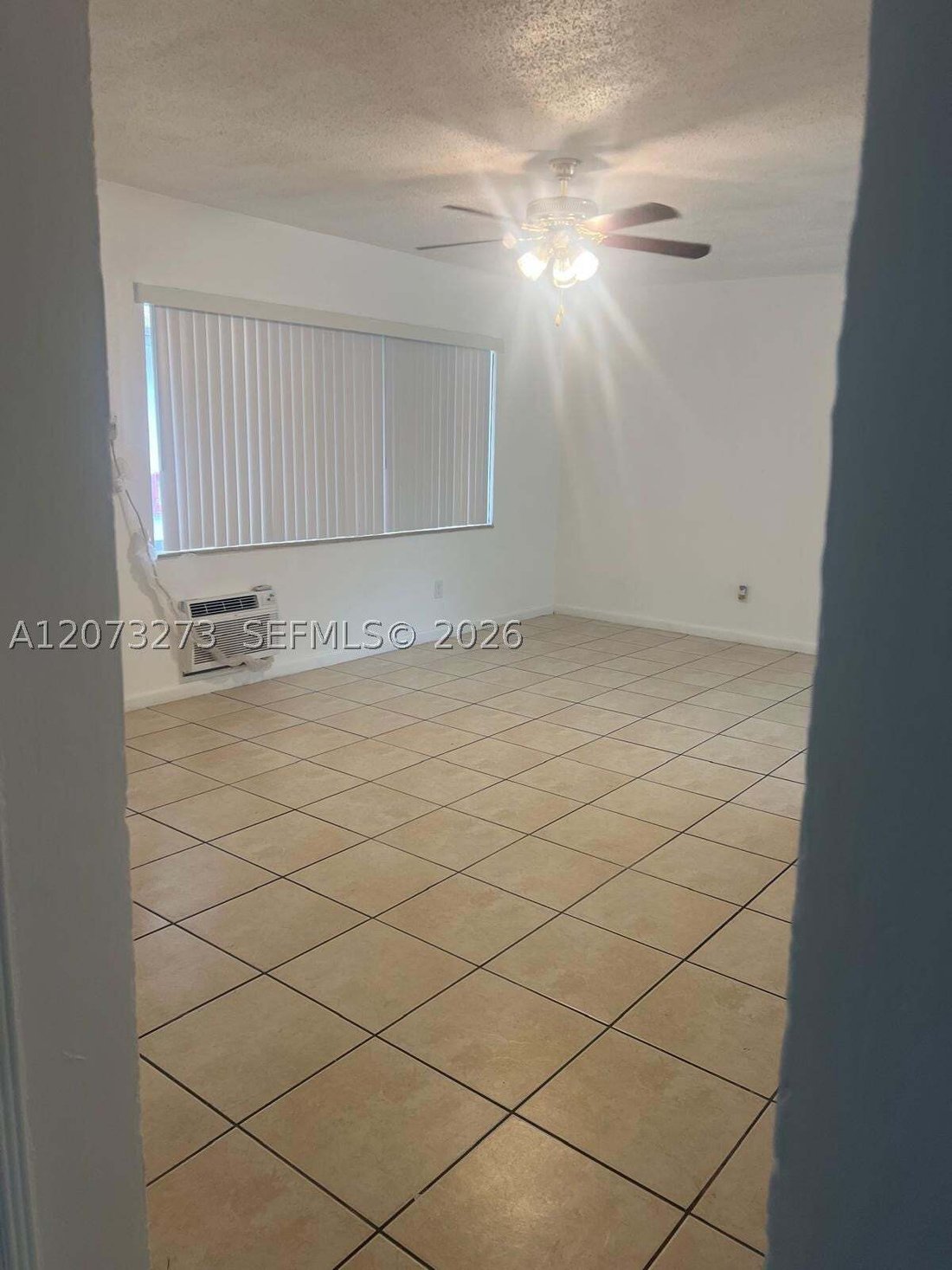 Miami, Florida, United States 5 - 18680351