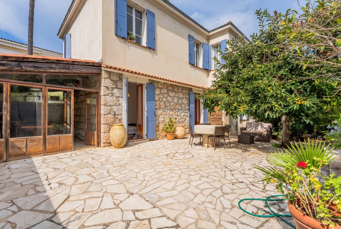 Maison à Saint-Jean-Cap-Ferrat, Provence-Alpes-Côte d'Azur, France 1 - 18683710
