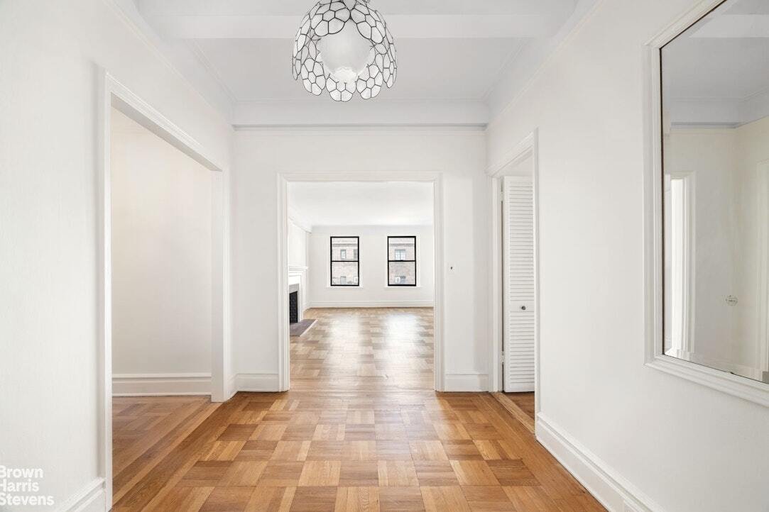 Co Op in New York, New York, United States 2 - 18682576