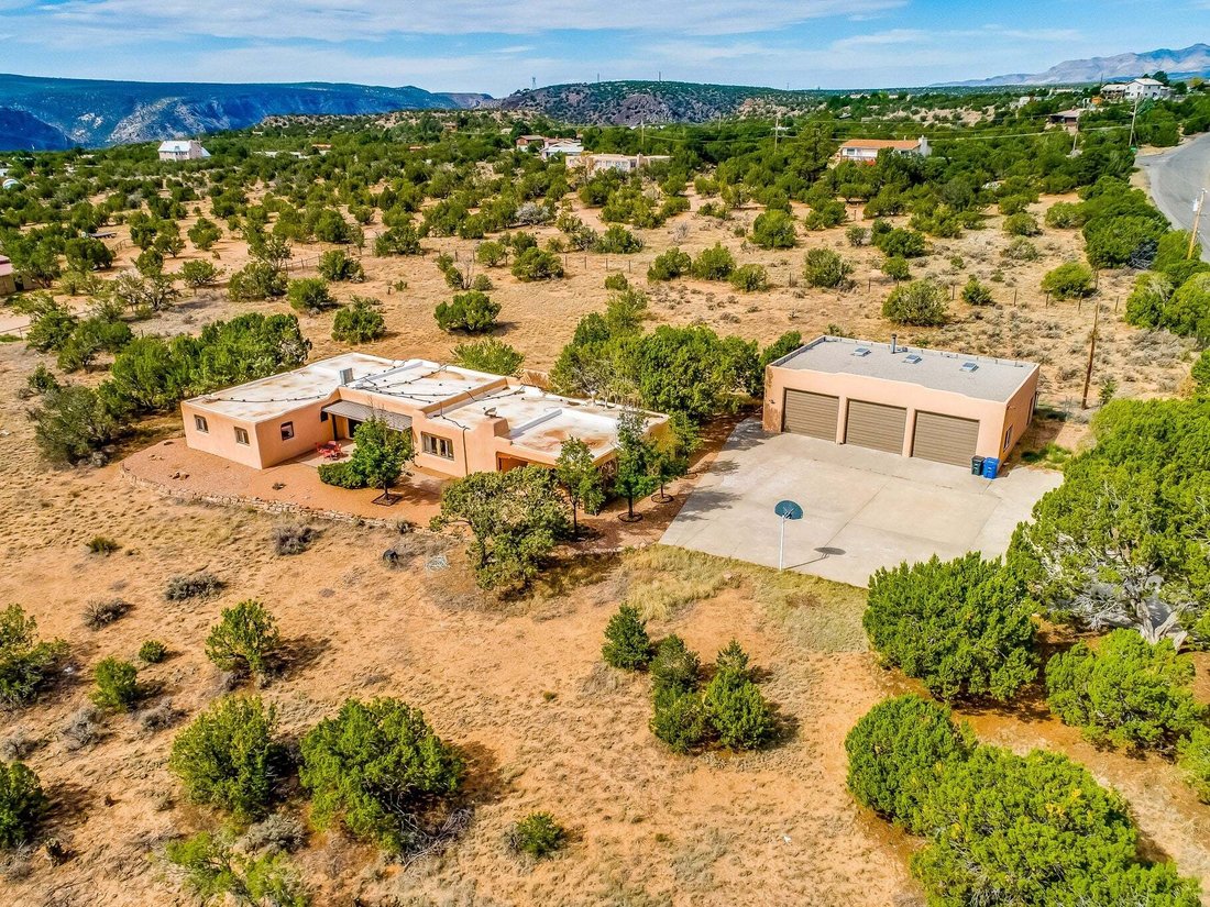 House in White Rock, New Mexico, United States 1 - 18682004