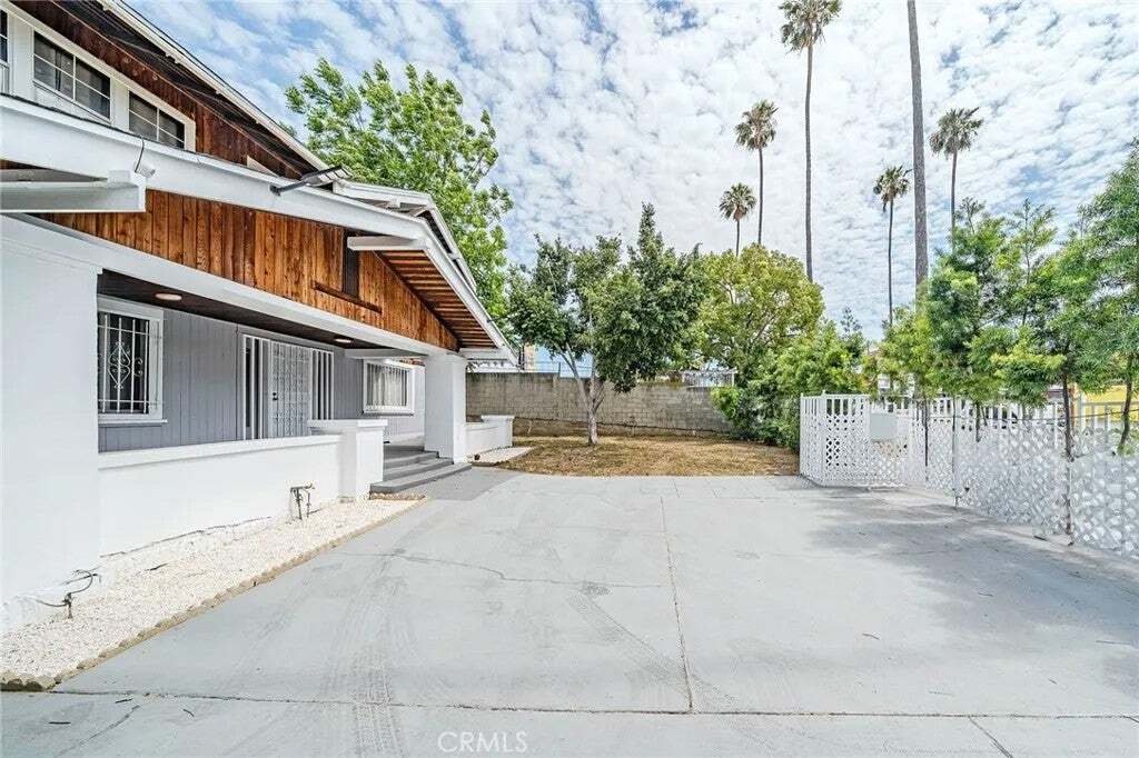 Condo in Los Angeles, California, United States 5 - 18046775