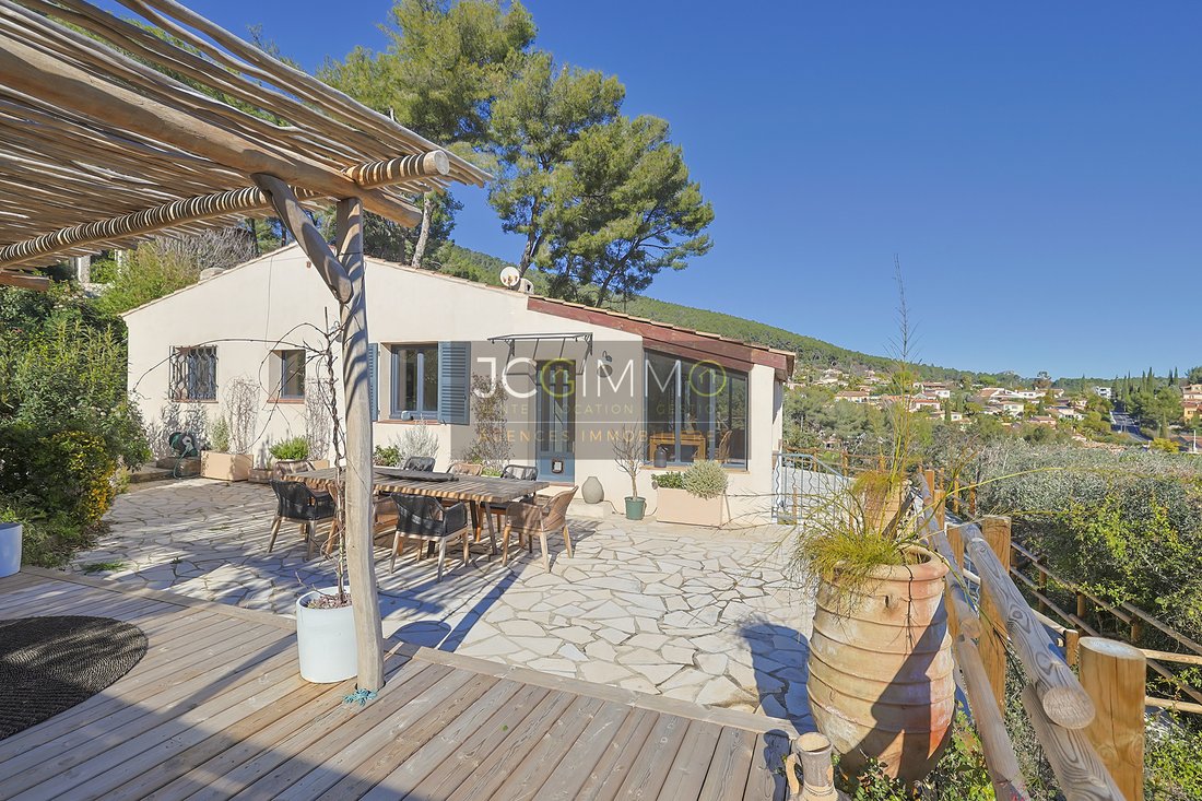Villa in Centre Ville, Carqueiranne, France 5 - 18683156
