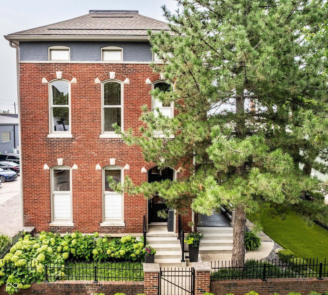 House in Indianapolis, Indiana, United States 4 - 18680163