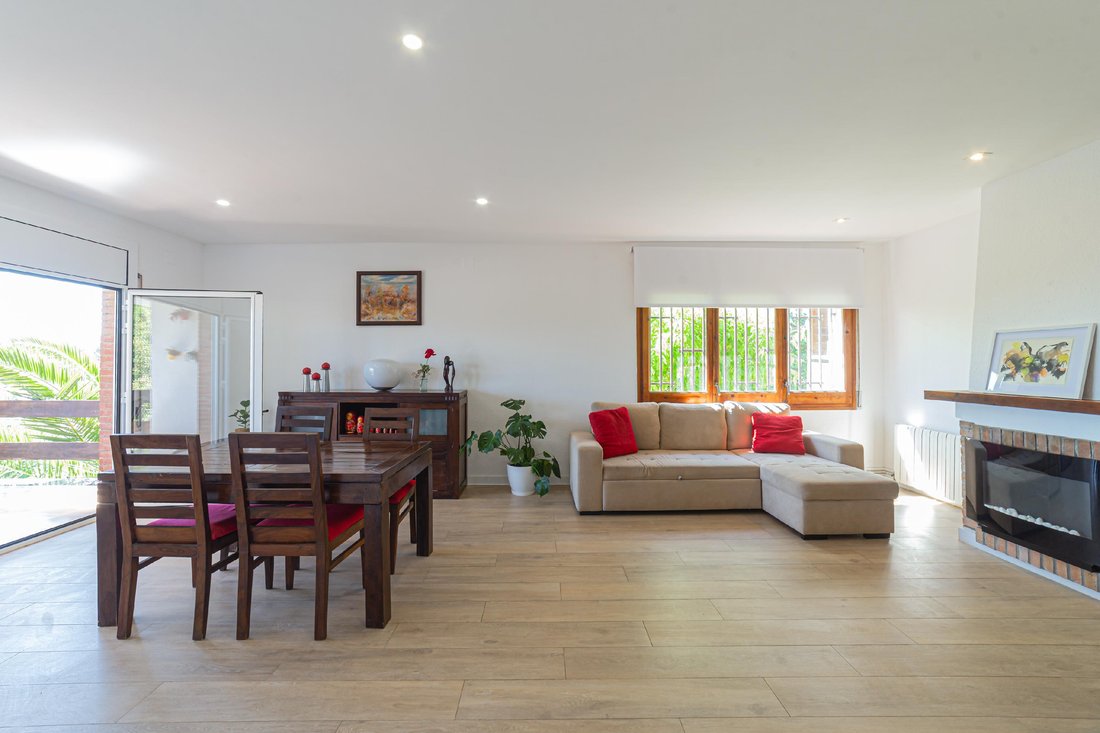 Casa a Castelldefels, Catalogna, Spagna 1 - 18300358