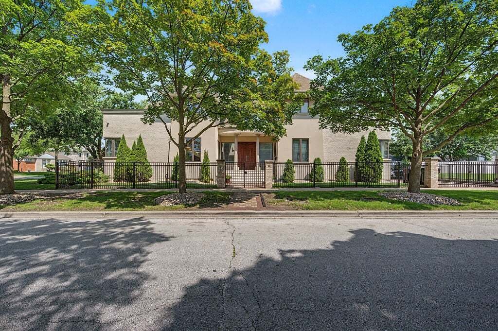 House in Park Ridge, Illinois, United States 2 - 18682767