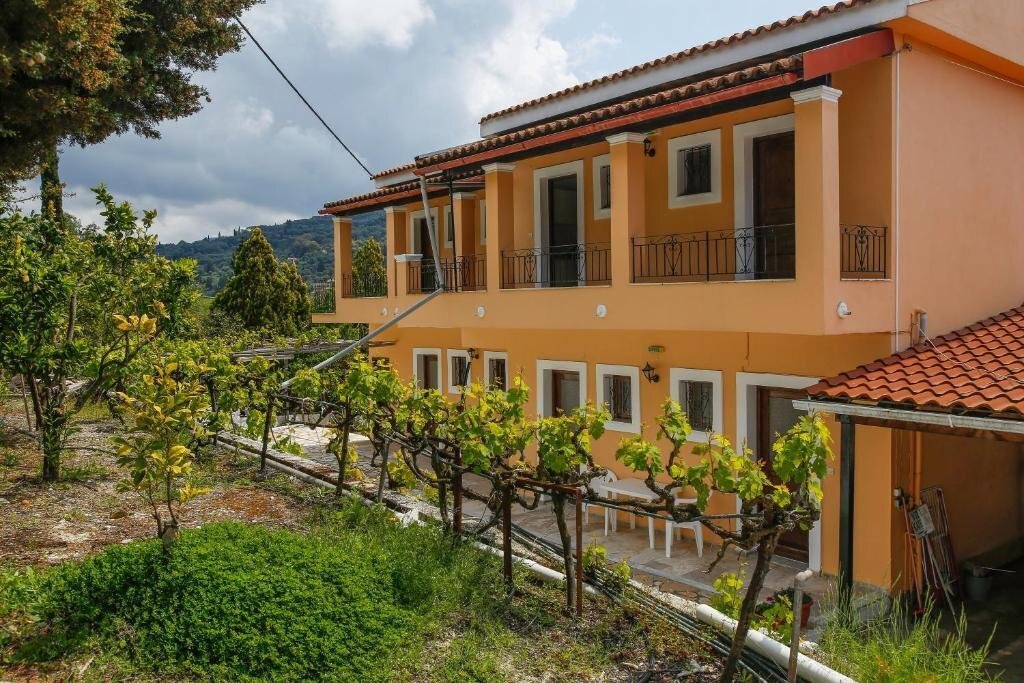 Apartment in Northern Corfu, Peloponnese, Western Greece and the Ionian, Greece 1 - 18680439