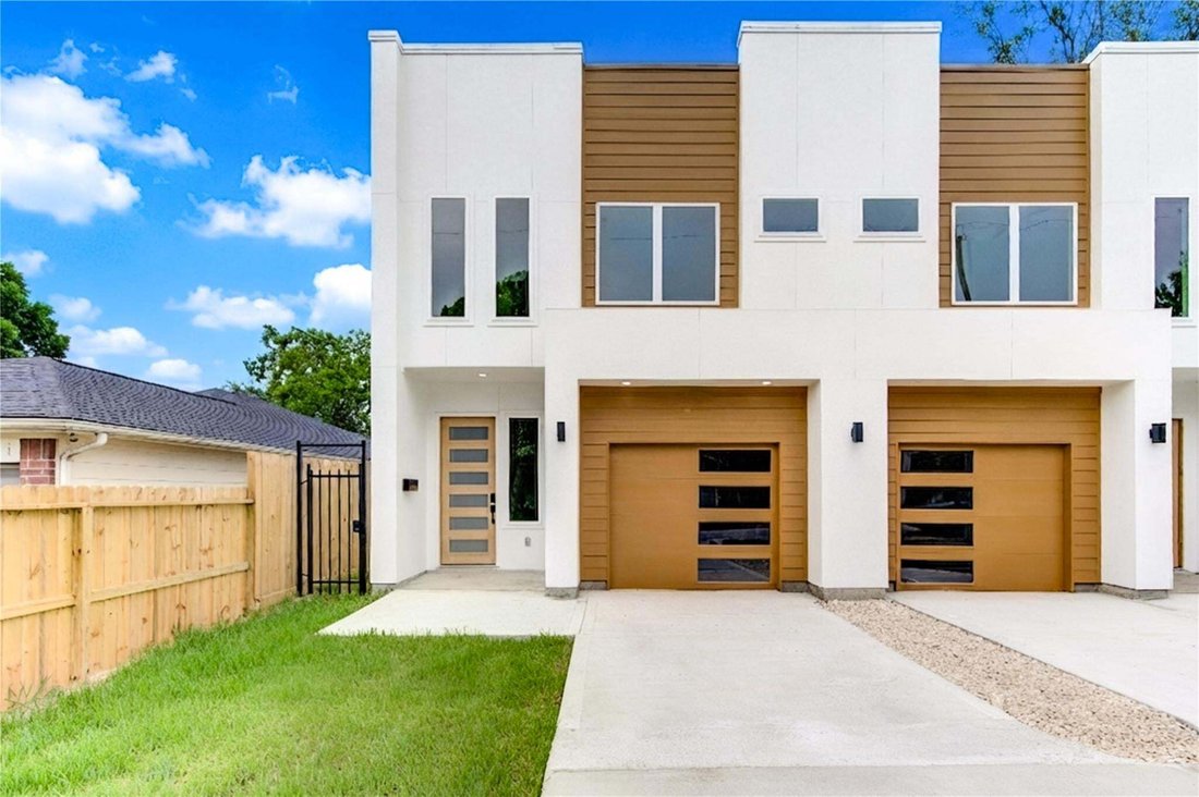 Houston, Texas, United States 1 - 18683090