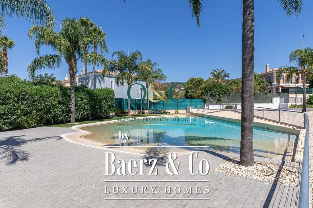 Townhouse in Santa Barbara de Nexe, Algarve, Portugal 2 - 18682503