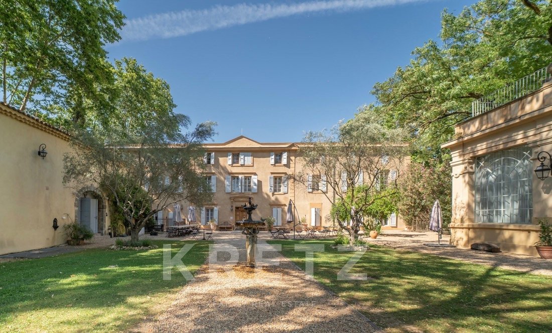 Farm Ranch in Port Marianne, Montpellier, France 3 - 18684038