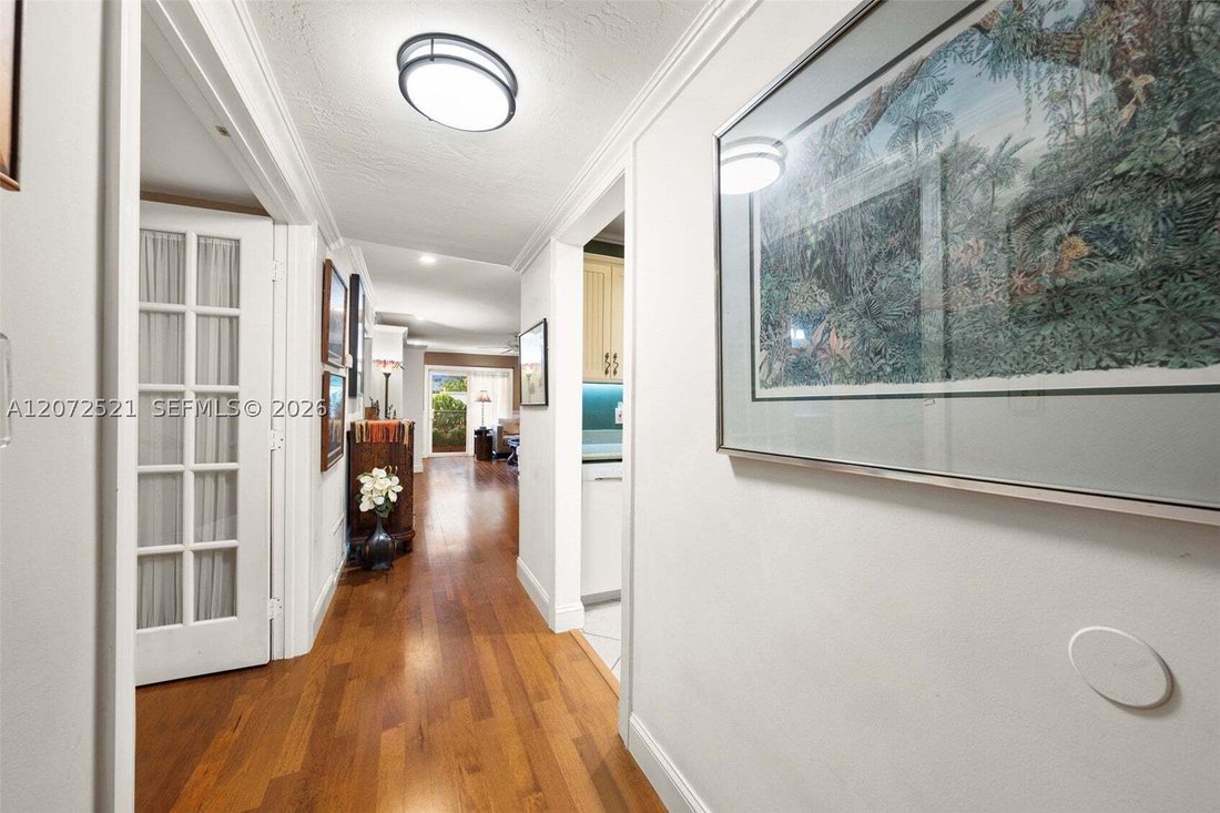 Condo in Miami, Florida, United States 4 - 18680454