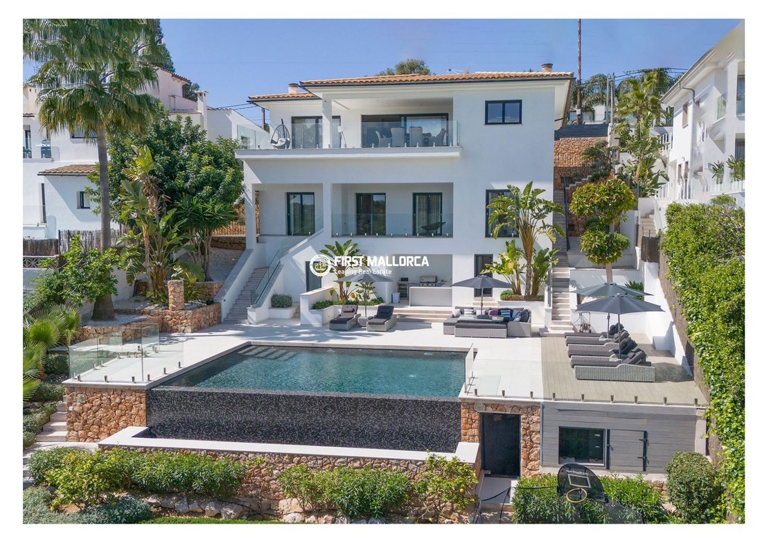 Villa in Portals Nous, Calvia, Balearic Islands 1 - 18681365