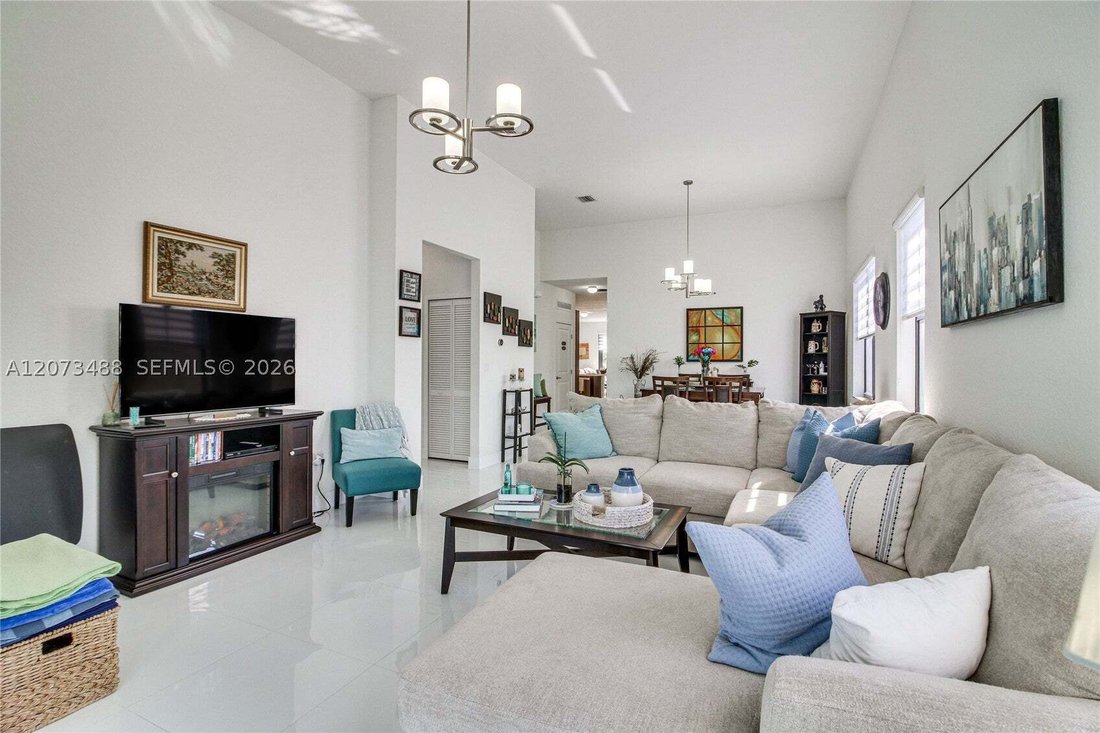 House in Miami, Florida, United States 5 - 18682368