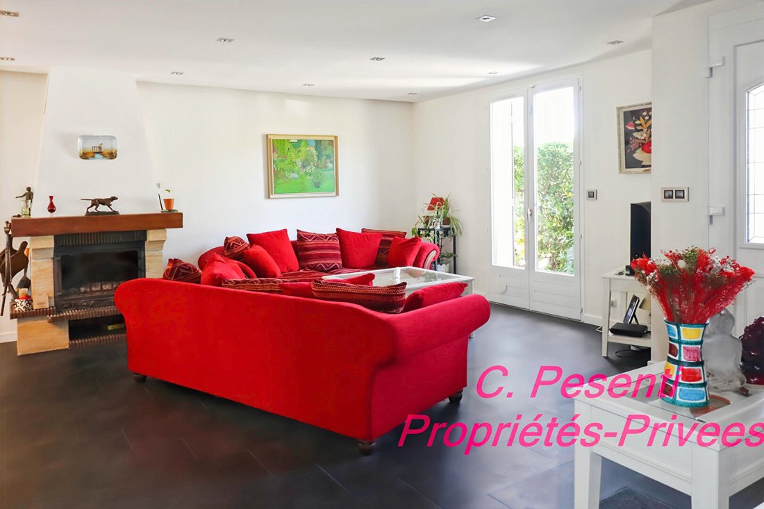 Villa in Lagny-sur-Marne, Ile-de-France, France 2 - 18683832