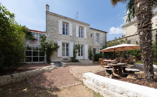 House in Centre Urbain, Lucon, France 1