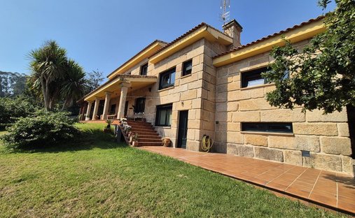 Villa a Priegue, Nigrán, Spagna 1