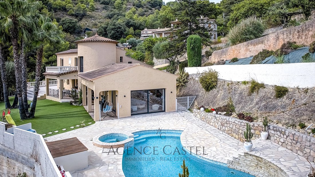 Villa in Tourrette-Levens, Provence-Alpes-Côte d'Azur, France 1 - 18682490