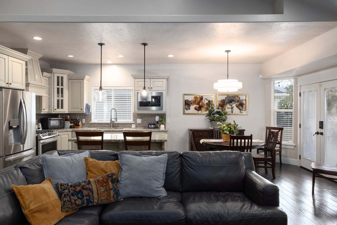 House in South Jordan, Utah, United States 5 - 18680211