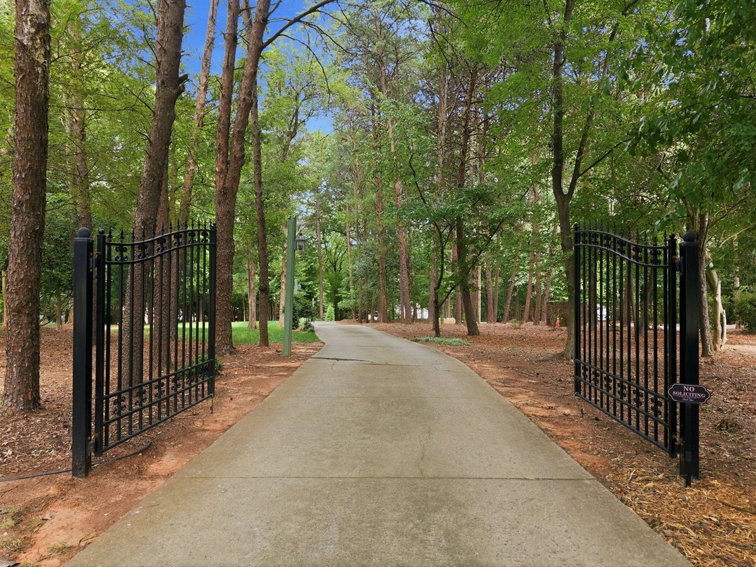 House in Cornelius, North Carolina, United States 3 - 18684229