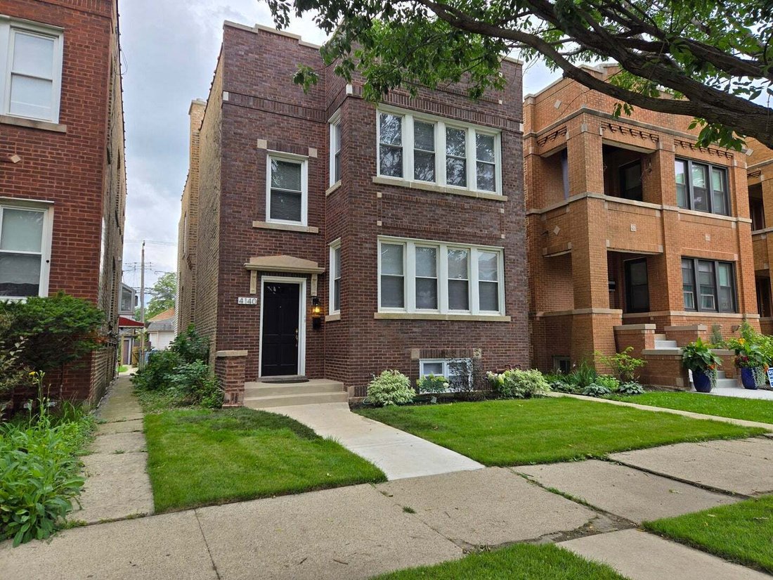 Chicago, Illinois, United States 2 - 18682755