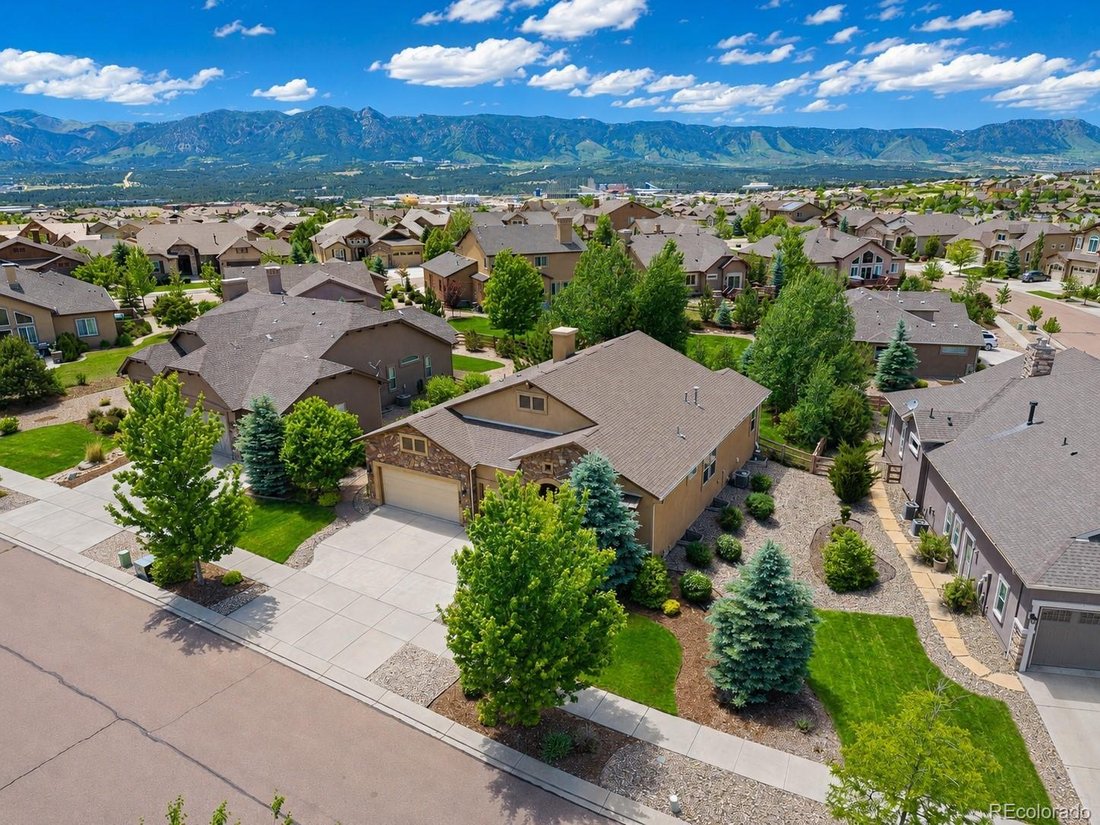 Maison à Colorado Springs, Colorado, États-Unis 2 - 18160031