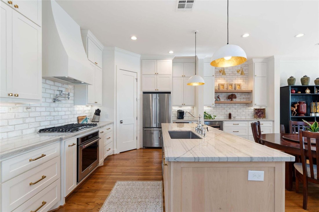 House in Houston, Texas, United States 3 - 18683092