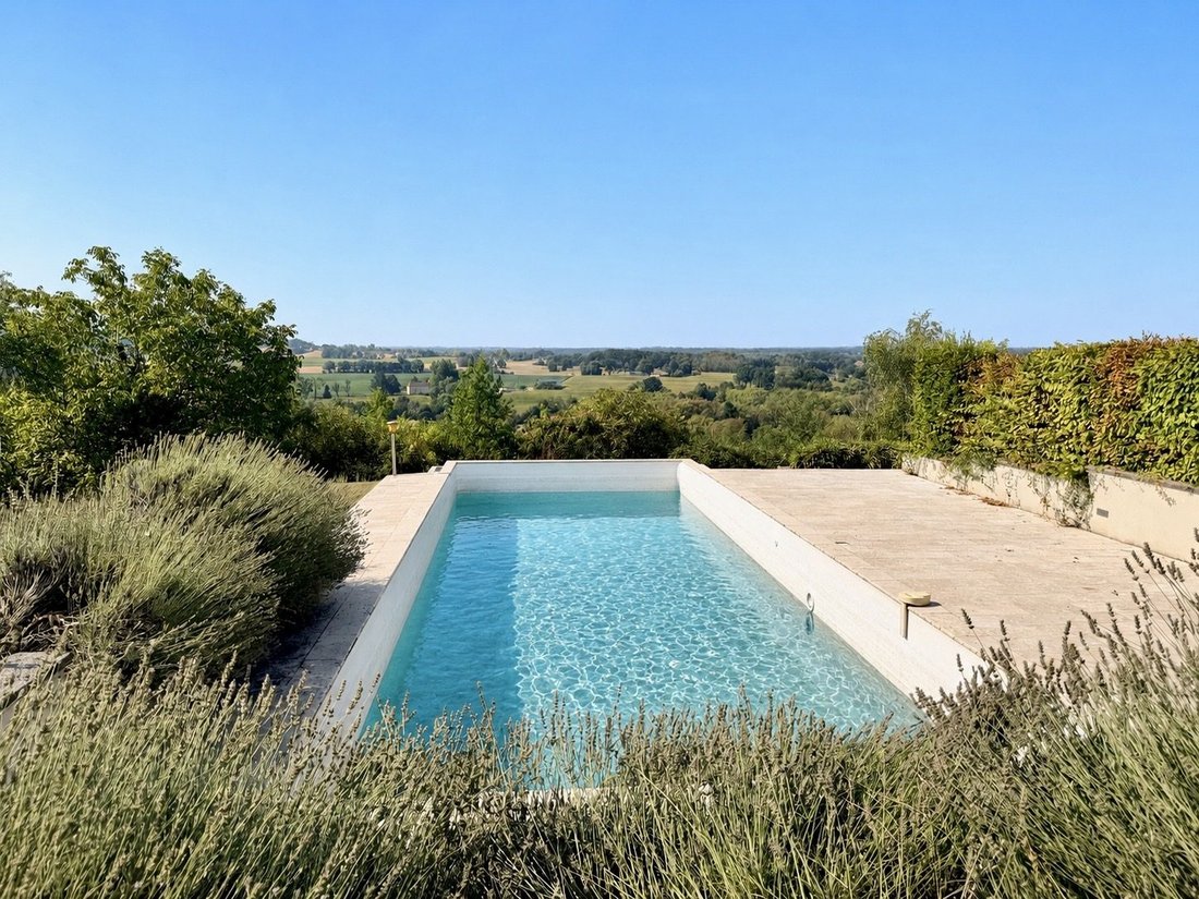 House in Plaisance, Nouvelle-Aquitaine, France 3 - 18684435