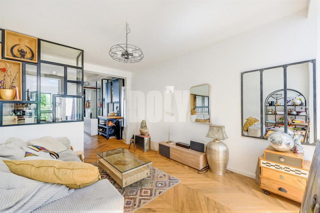 Apartment in Clichy-Trinité, Paris 9e Arrondissement, Paris 4 - 18681830