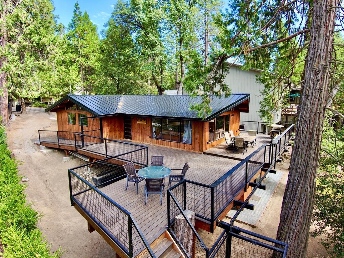 House in Bass Lake, California, United States 2 - 18682148