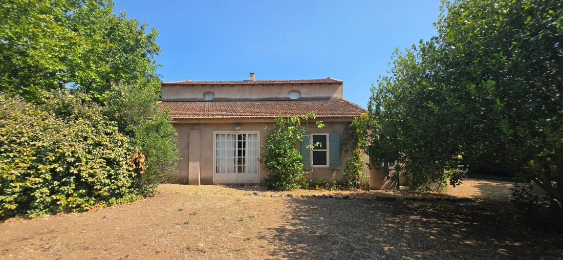 Villa in Partie Sud-Collet-Redon-Vauses-Testavins, Le Muy, France 1 - 18683837