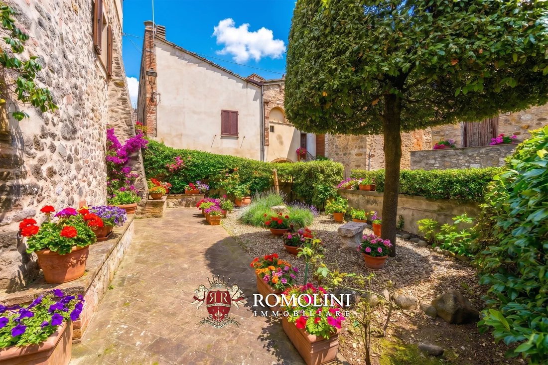 House in Pienza, Tuscany, Italy 5 - 16667626