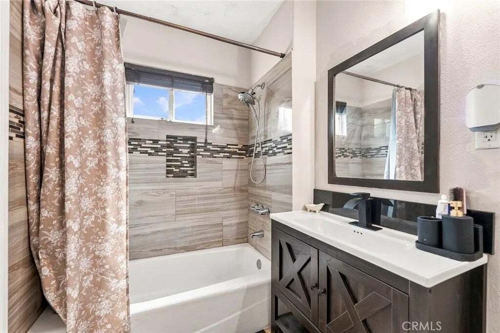 House in Lakewood, California, United States 2 - 18682792