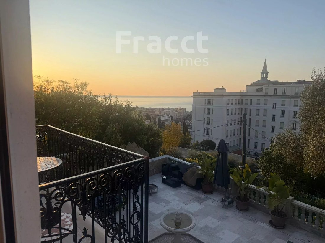 Villa in Menton, Provence-Alpes-Côte d'Azur, France 1 - 17537584