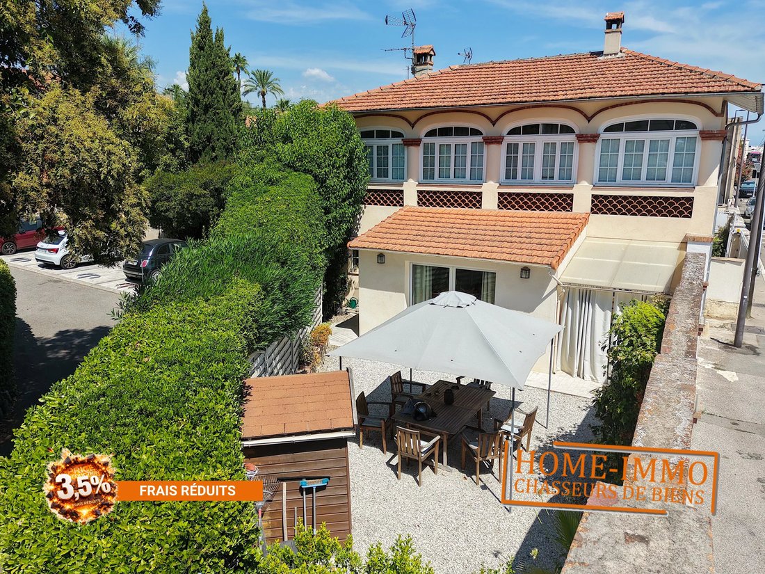 Townhouse in Ponteil, Antibes, France 1 - 18681319