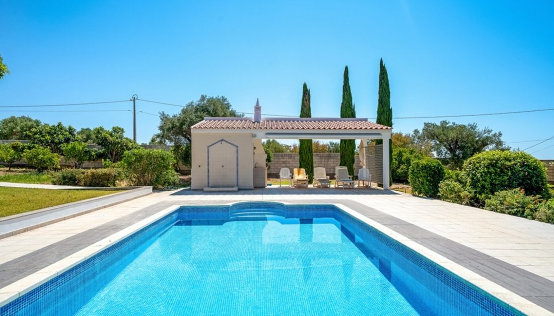 Villa in Loule (Sao Clemente), Algarve, Portugal 2 - 15971346