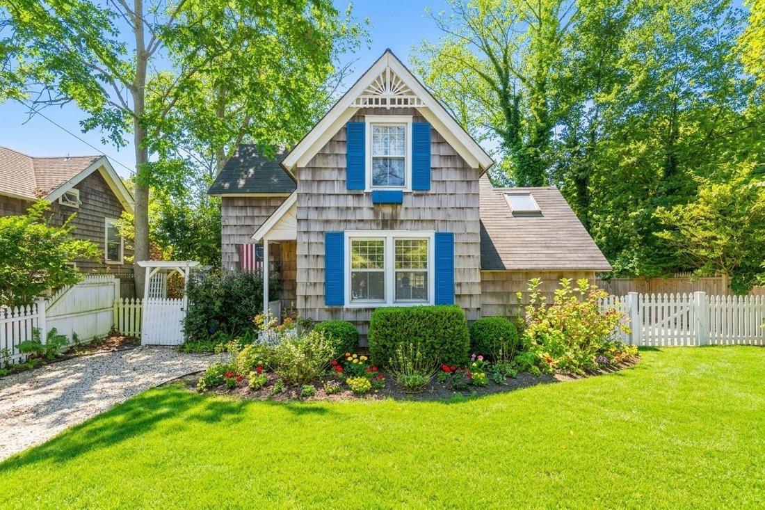 Bridgehampton, New York, United States 1 - 16329682