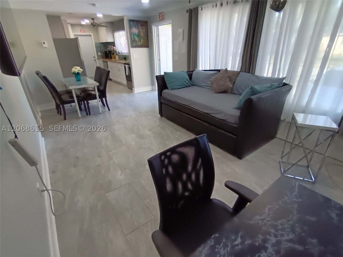 House in Hollywood, Florida, United States 2 - 18682420