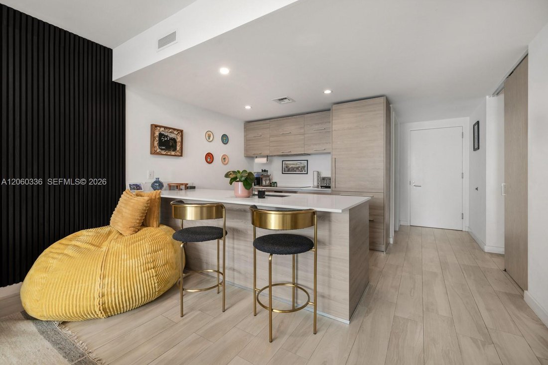 Condo in Miami, Florida, United States 5 - 18683253