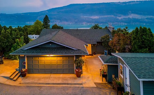 House in Lake Country, British Columbia, Canada 1
