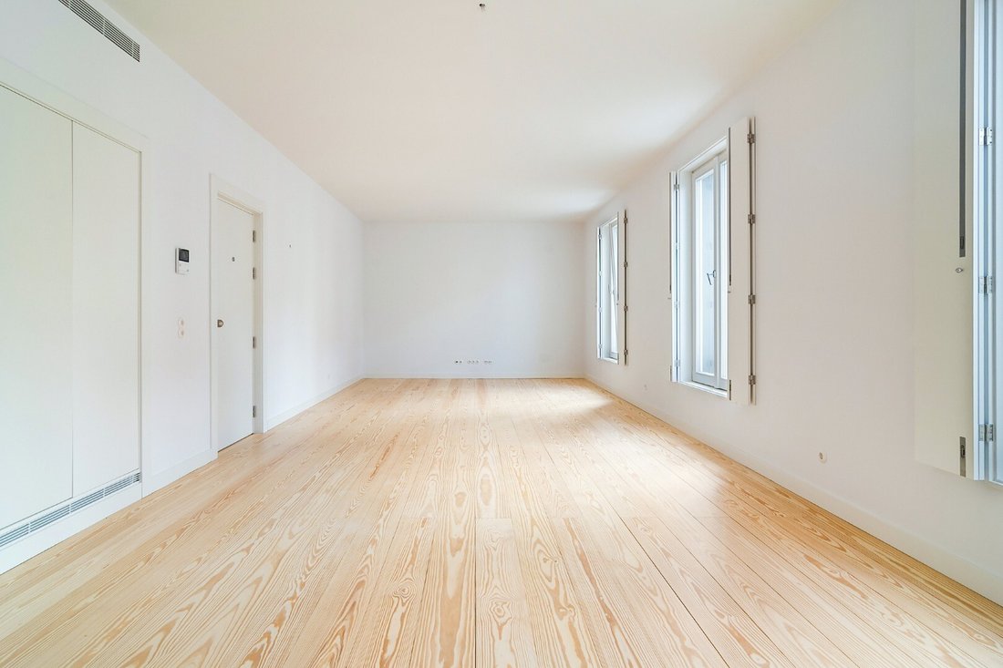 Apartment in Arroios, Lisbon, Portugal 5 - 15476328