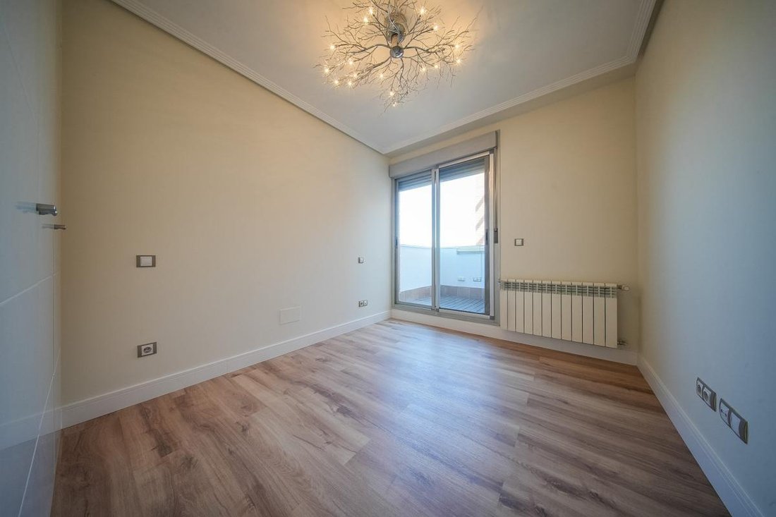Appartamento a Fuencarral-El Pardo, Madrid, Spagna 5 - 18674608