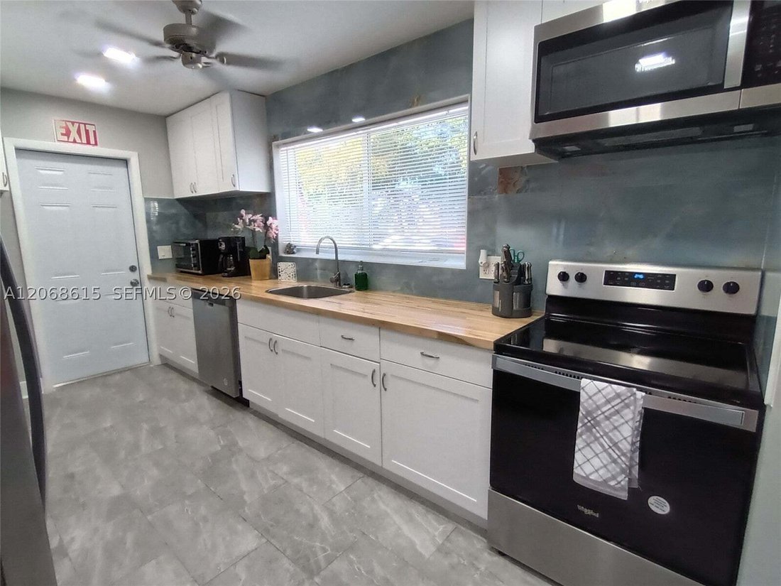 House in Hollywood, Florida, United States 5 - 18682420