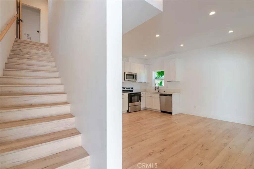 House in Los Angeles, California, United States 3 - 18682806