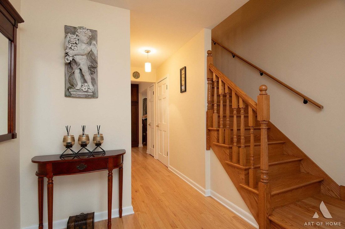 House in Wood Dale, Illinois, United States 4 - 18682606