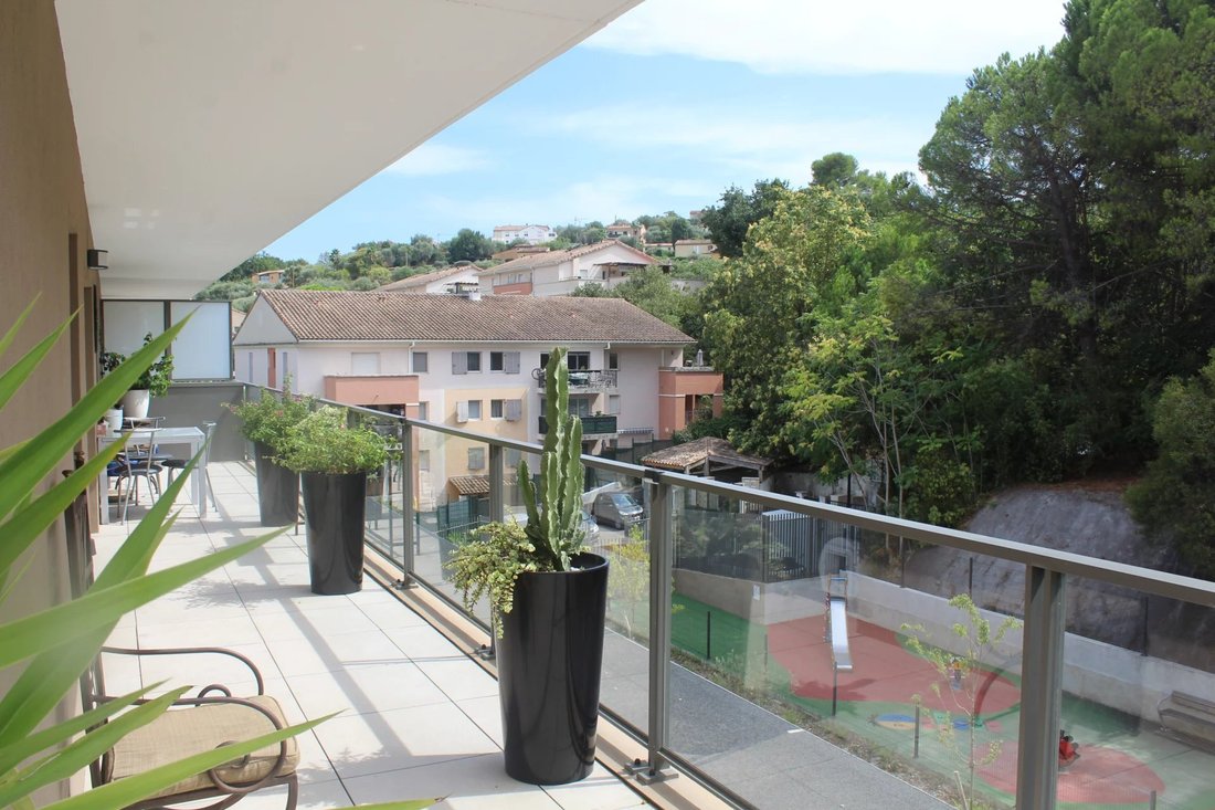Apartment in Grasse, Provence-Alpes-Côte d'Azur, France 4 - 18681495