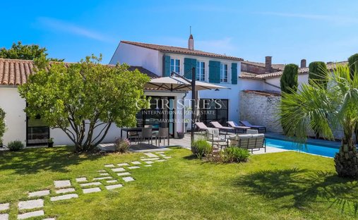 Villa in La Flotte, Nouvelle-Aquitaine, France 1