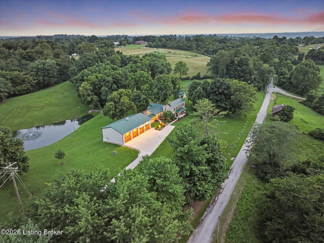 Farm Ranch in Petersburg, Kentucky, United States 4 - 18680634