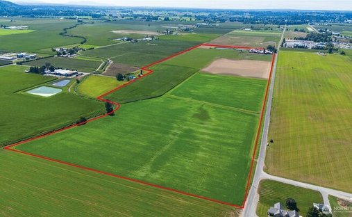 Farm Ranch in Sumas, Washington, United States 1