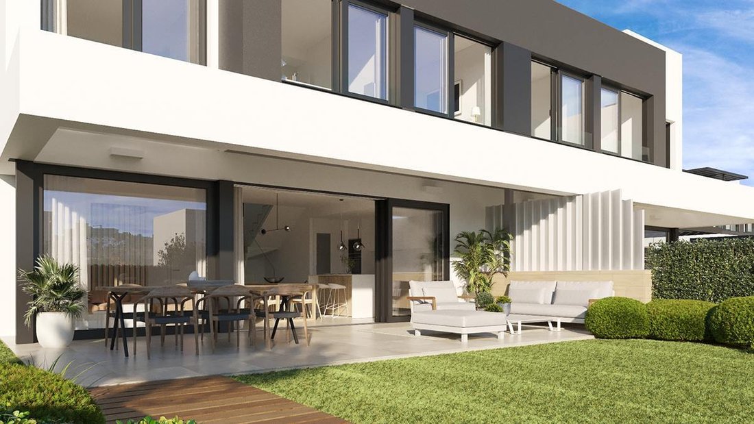 Villa in Estepona, Andalusia, Spain 1 - 18680732